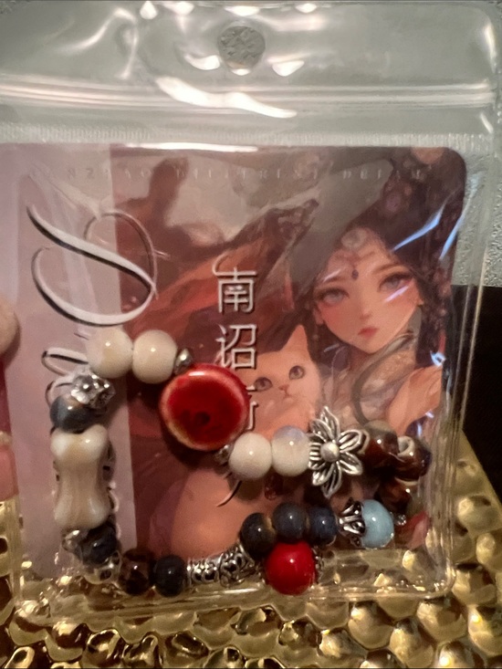 Epcot International House Of Fortune Store Jewelry - #2269**Handmade Women's Beaded Bracelet with Red Accent